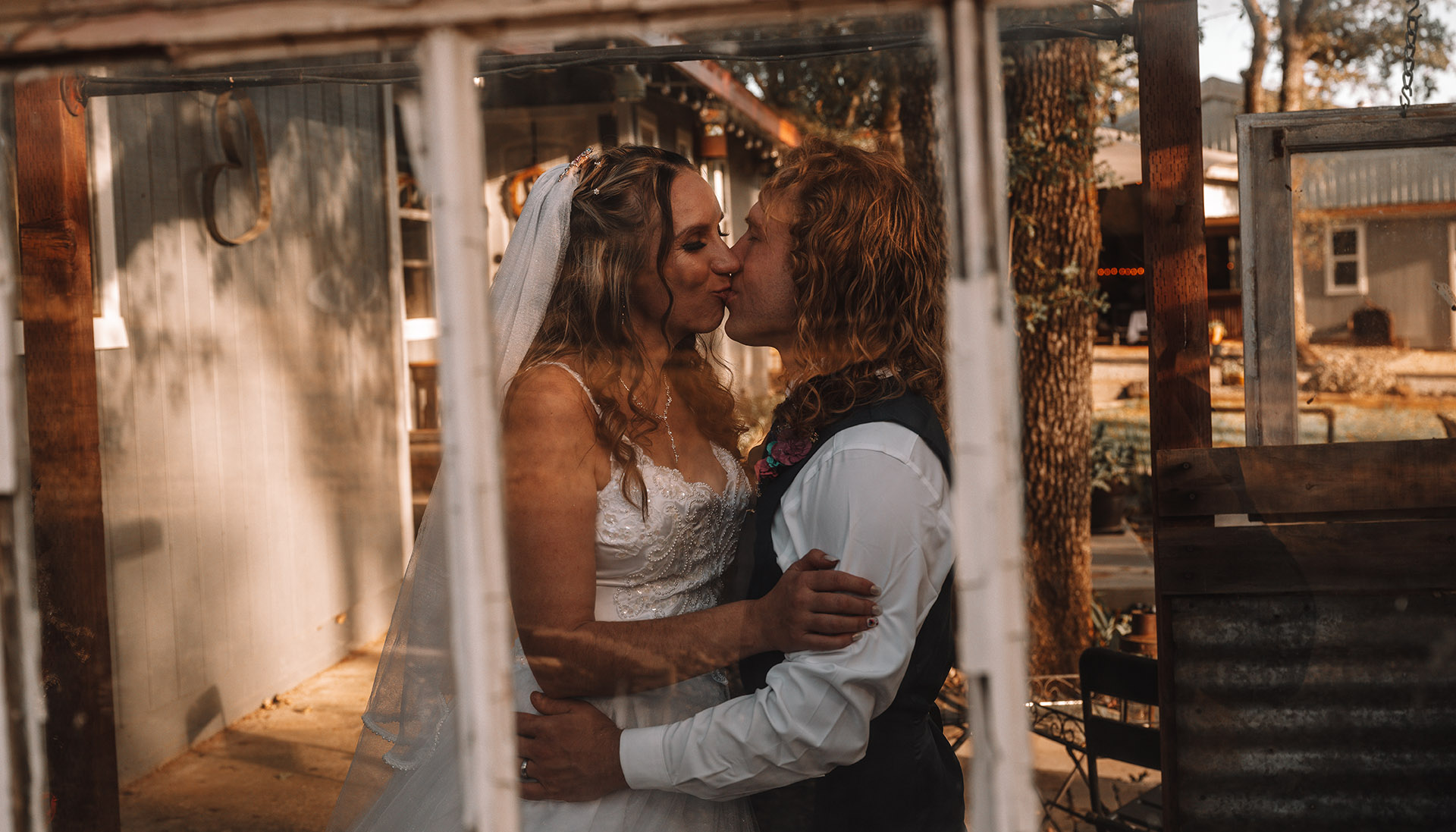 PJ Petersen Photography | Expert Family, Wedding, Newborn & Maternity Photography Services